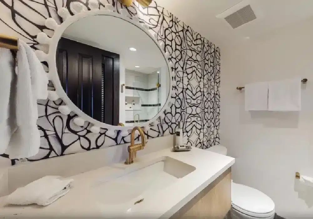 Remodeled bathroom by McSwain Builders, photo 6